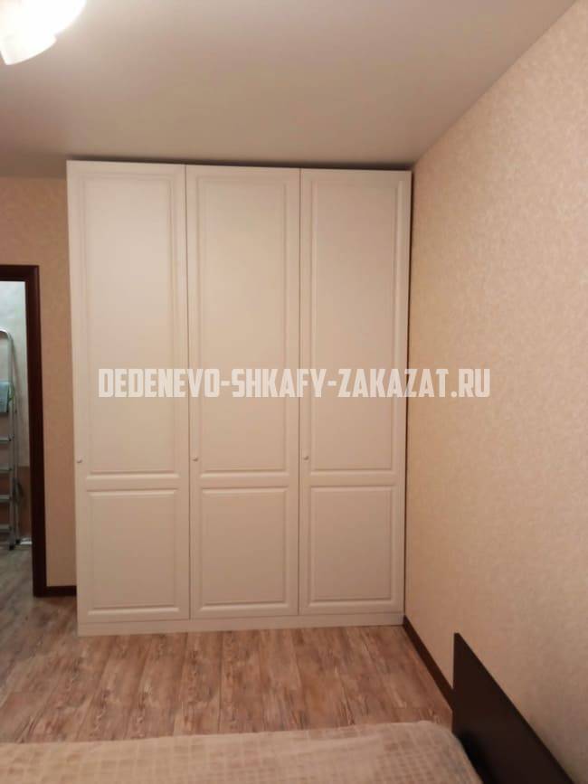 Распашные шкафы Деденево